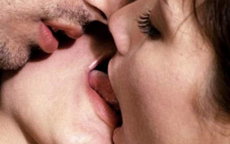threesome με ζευγάρι